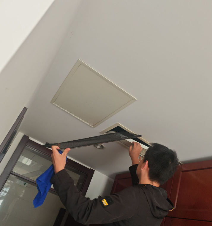 空调报警什么意思